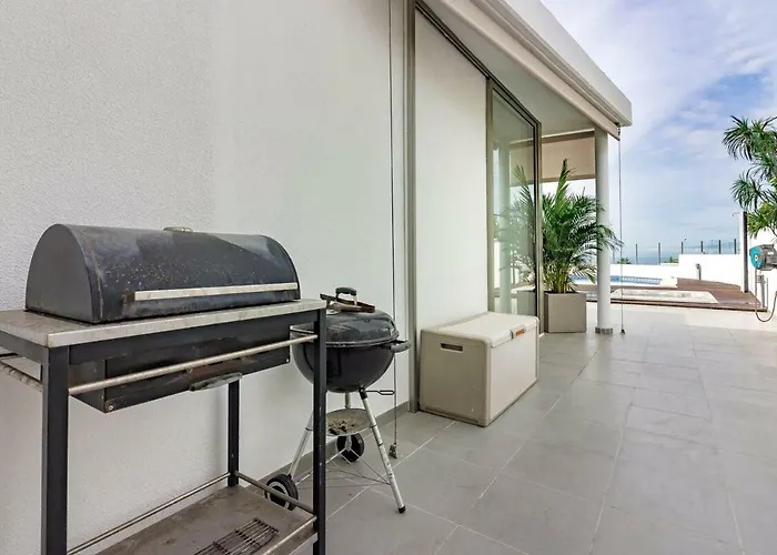 White Whale Costa Adeje (Tenerife)