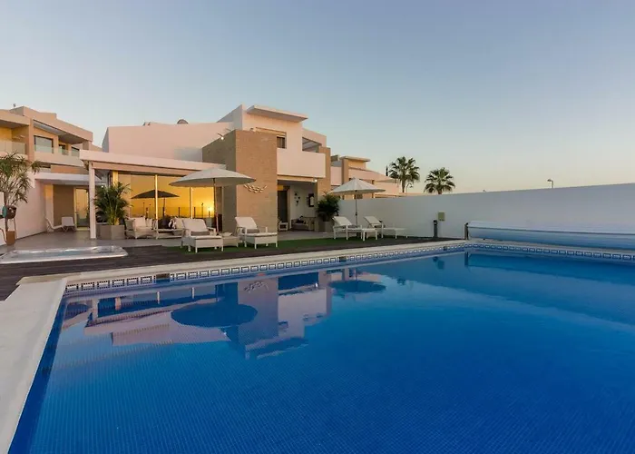 White Whale * Адехе