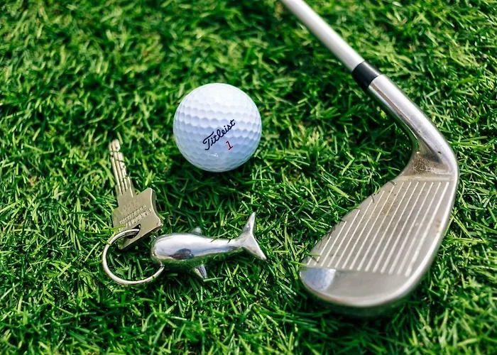 Вілла White Whale Адехе